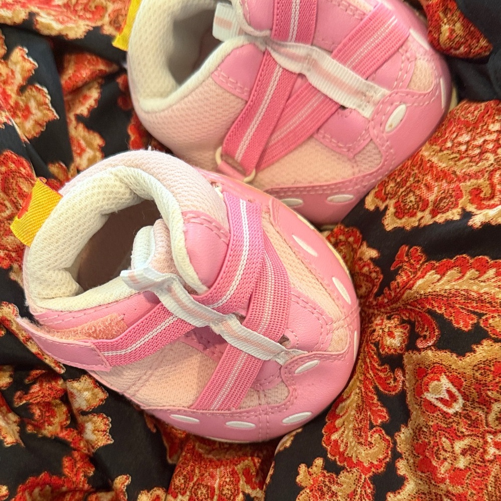 Pink build-a-bear workshop Shoes
